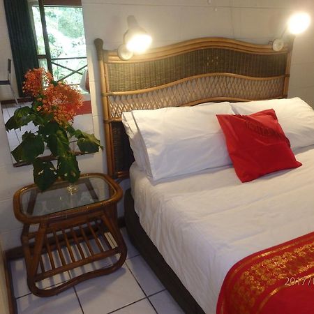 קייפ טריבוליישן Daintree Deep Forest Lodge מראה חיצוני תמונה