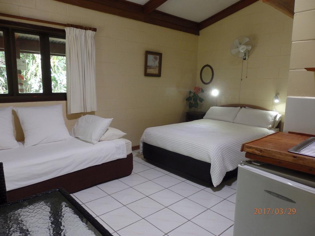 קייפ טריבוליישן Daintree Deep Forest Lodge מראה חיצוני תמונה